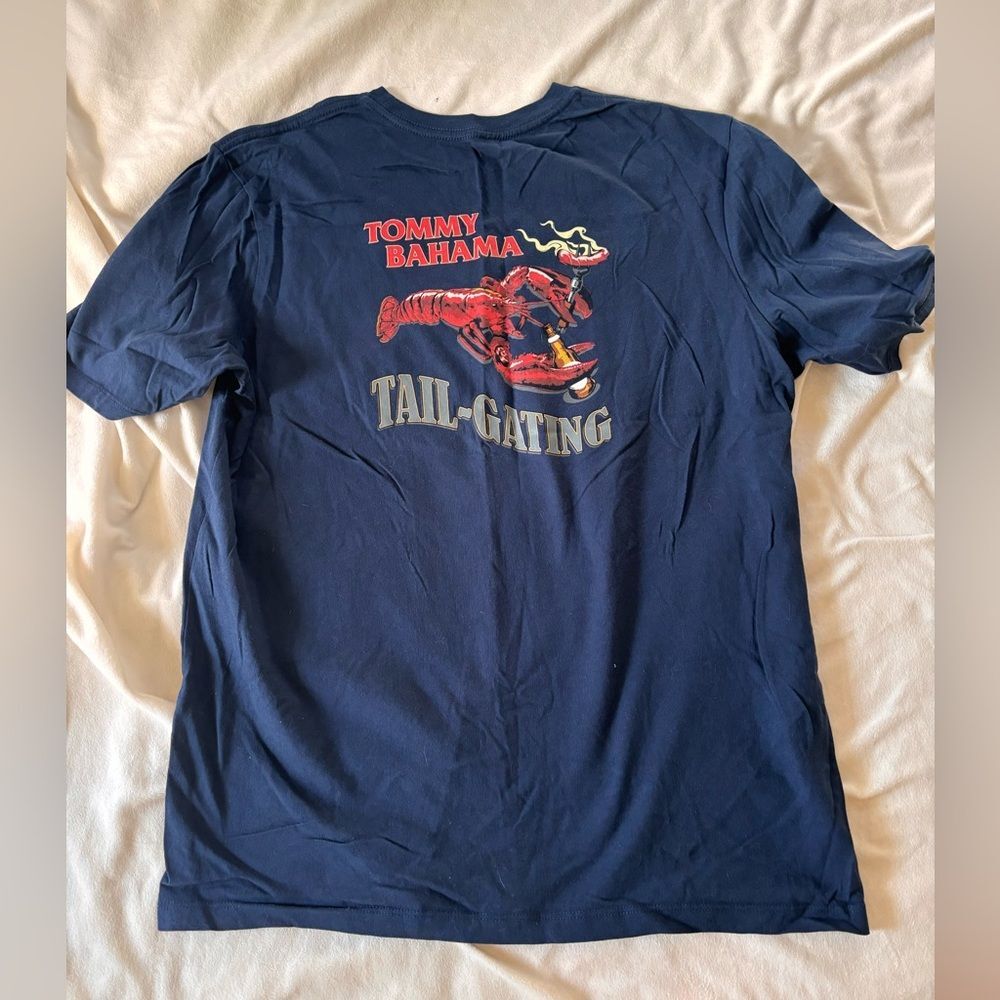 NWOT Tommy Bahama Men's Relaxed Tail-Gating Tee